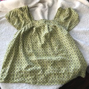 Banana Republic 100% Silk Blouse Size Large EUC